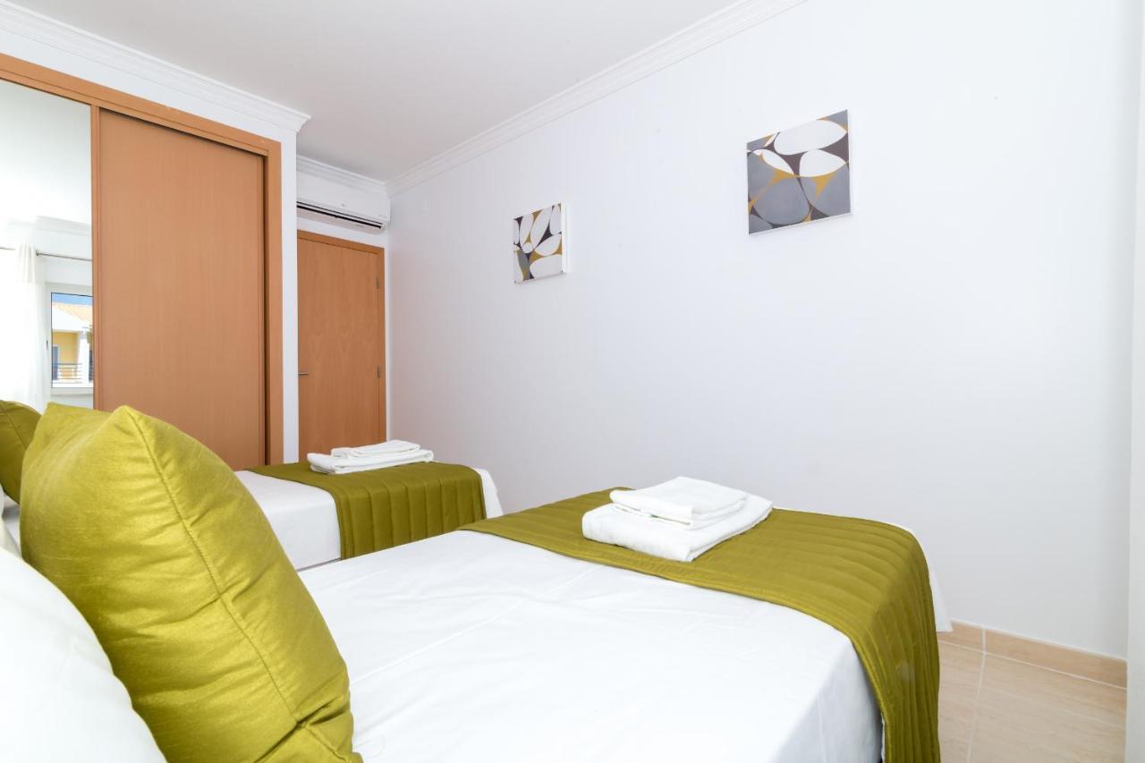 Albufeira Sunny Apartment 2 With Pool By Homing Gale  Exteriér fotografie